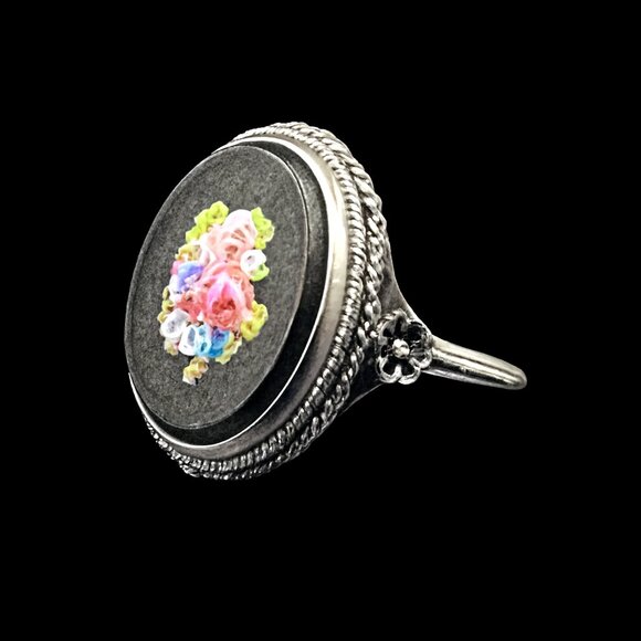 Antique Black and Sterling Silver Micro-Mosaic Ring With Flowers Size 7 - Picture 3 of 8